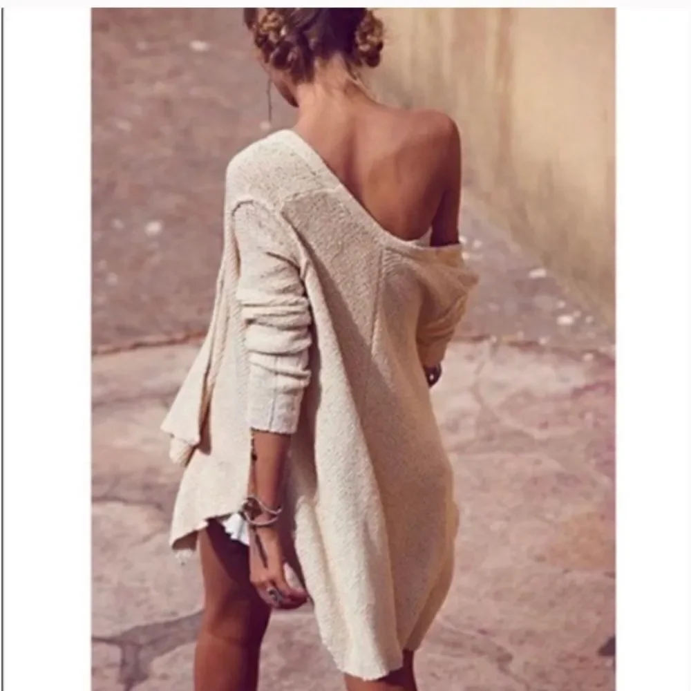 Free People Shark Hem Cardigan Size XS Cream Cotton blend Seen on Taylor Swift